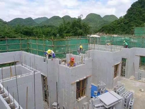 Automatic energy-saving EPS building module molding machine