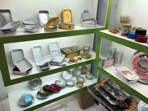Aluminum food box products and complete sets of machinery